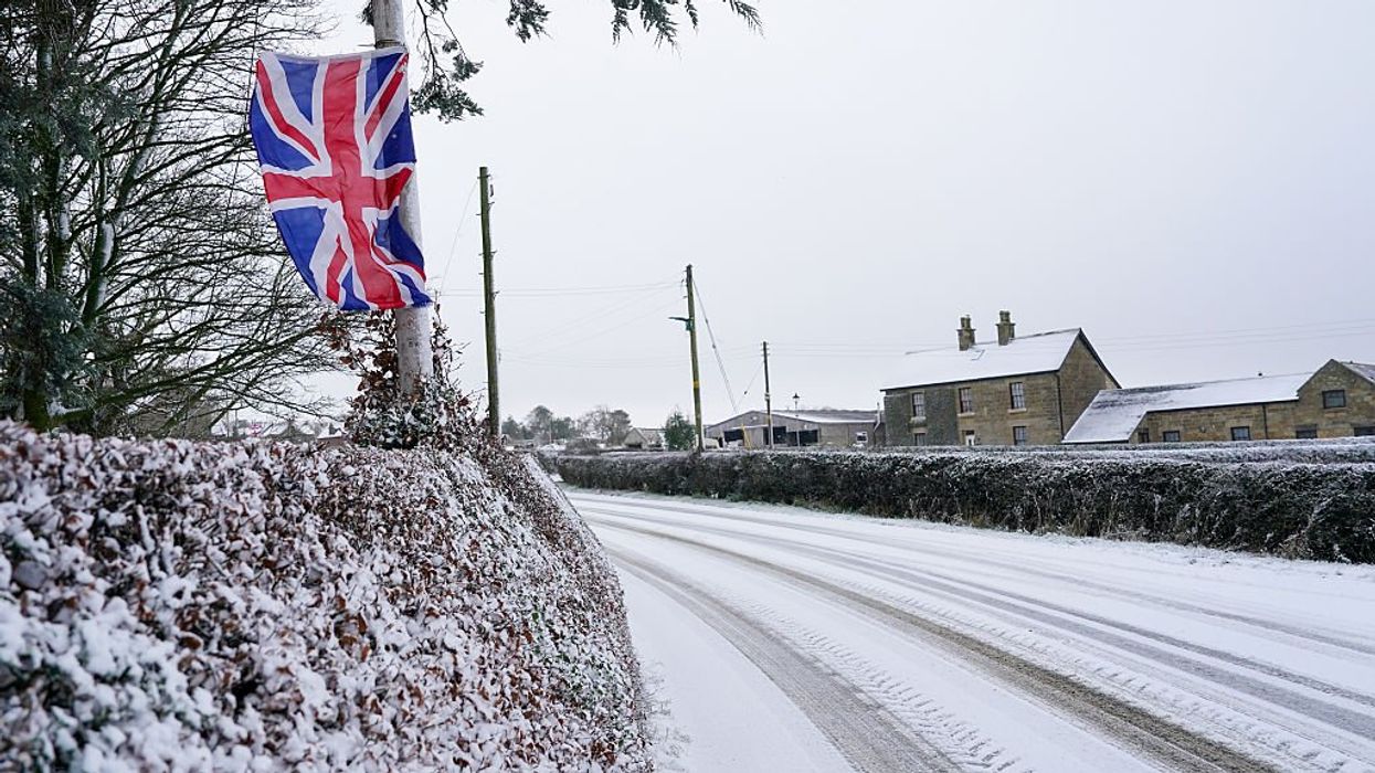 UK weather: 'Severe' arctic temperatures trailing into Britain from Greenland could last until mid-January