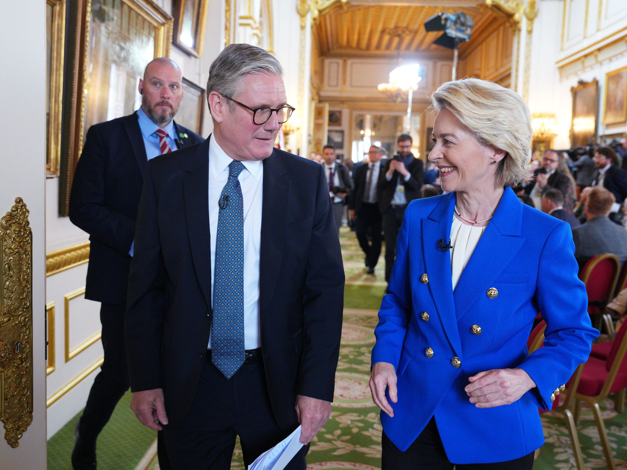 Politics LIVE: Keir Starmer set to unveil ‘Brexit Betrayal Bill’ to hand power back to EU without...