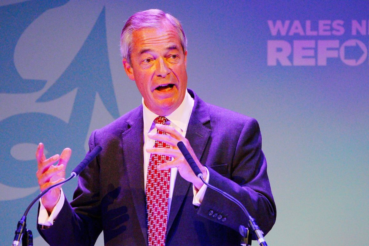 Nigel Farage blasts BBC as Reform UK files formal complaint over 'planted audience member'