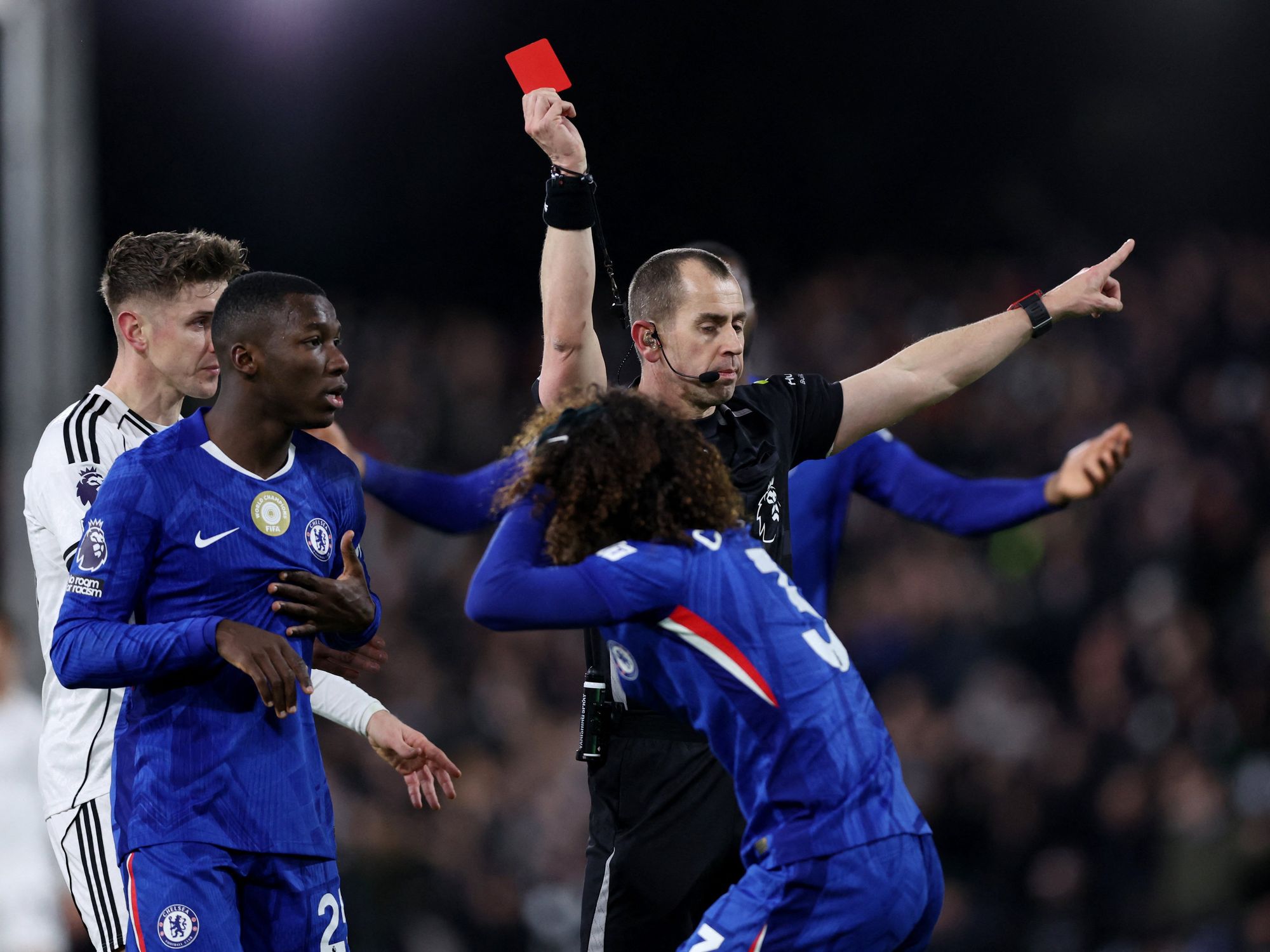 Marc Cucurella sent off as Chelsea meltdown leads to three more cards in Fulham clash