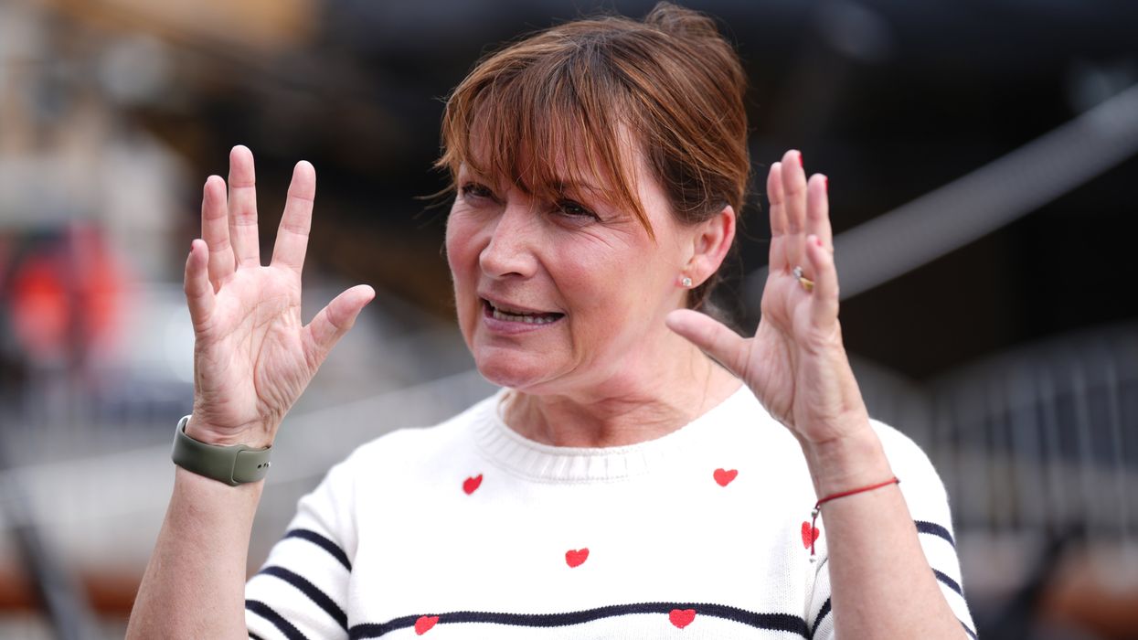 Lorraine Kelly flooded with support as ITV star issues heartbreaking statement after her father, 84, dies