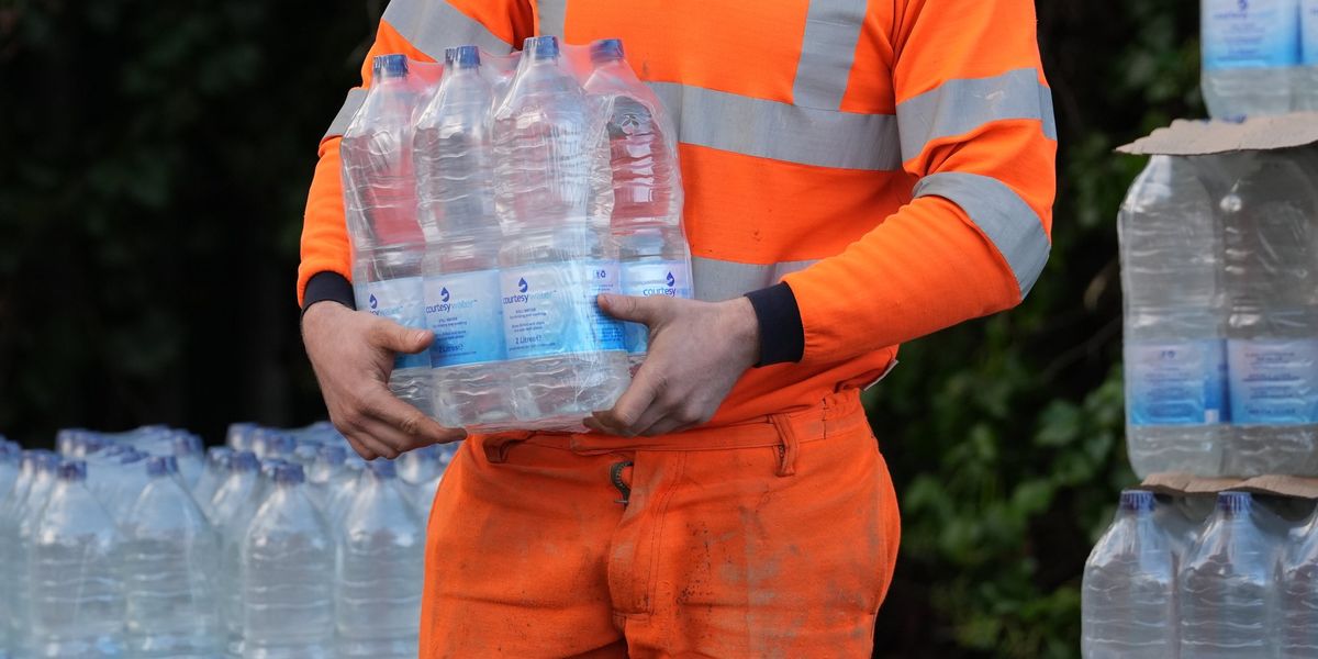 Kent declares major incident after supply outage leaves tens of thousands without water, including in Sussex Kent declares major incident after supply outage leaves tens of thousands without water, including in Sussex