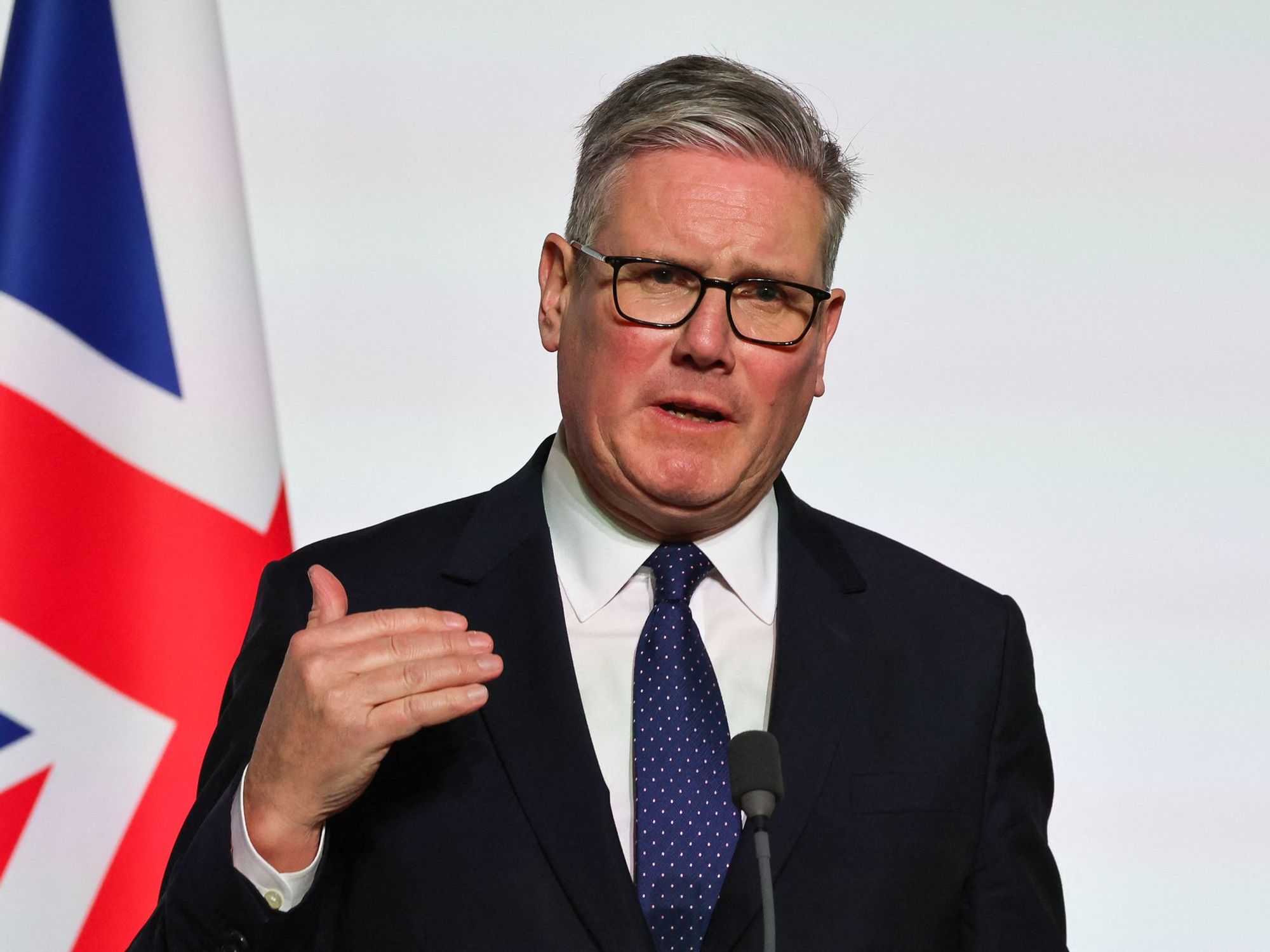 Keir Starmer set for 13th major U-turn as mandatory Digital IDs SCRAPPED