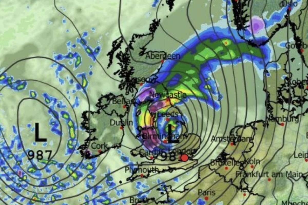UK weather: Double-barrelled cyclone set to unleash torrential rain and gale-force winds after Storm Goretti