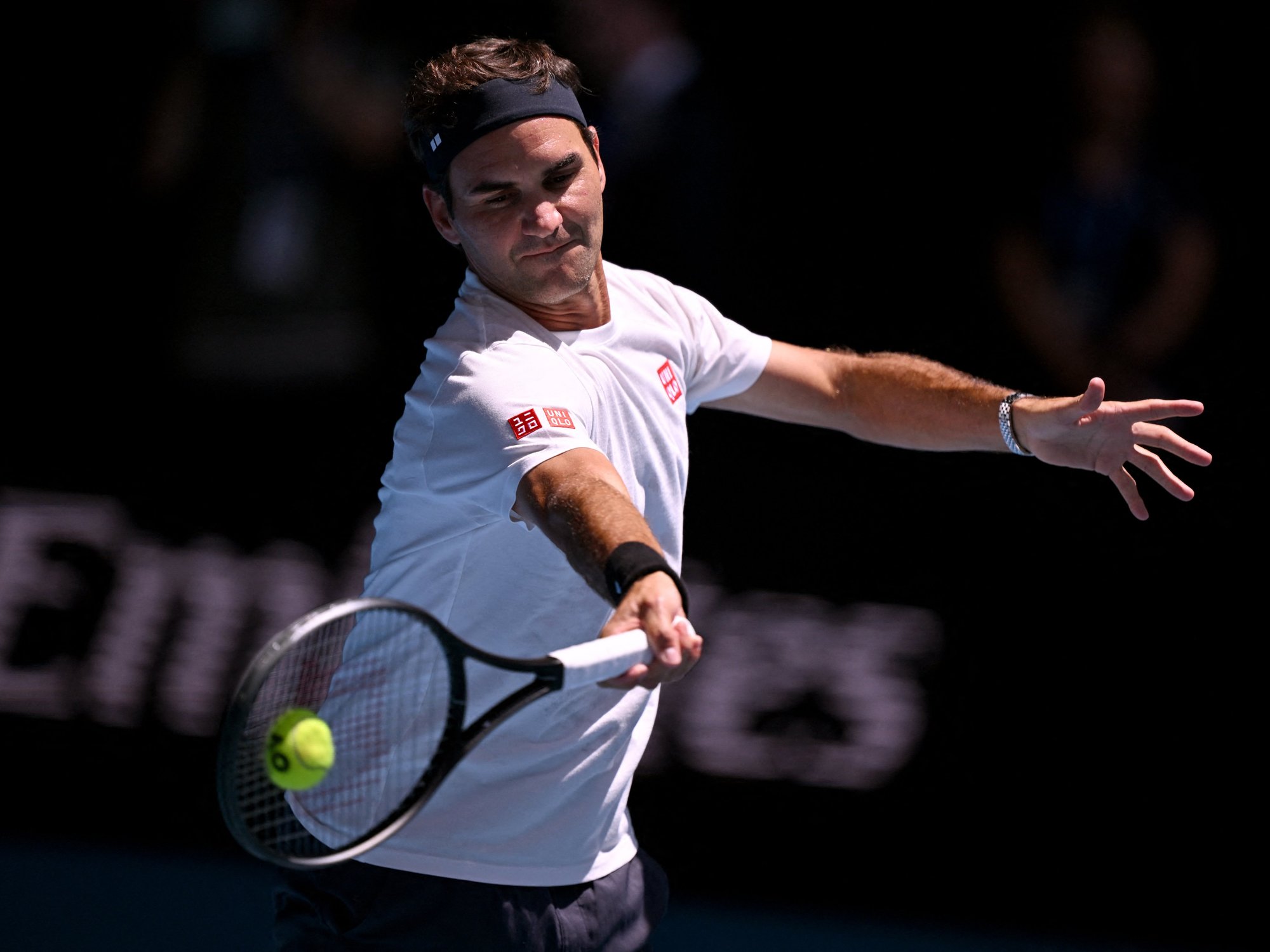 Roger Federer wows Australian Open fans with stunning shot as he returns after six-year absence