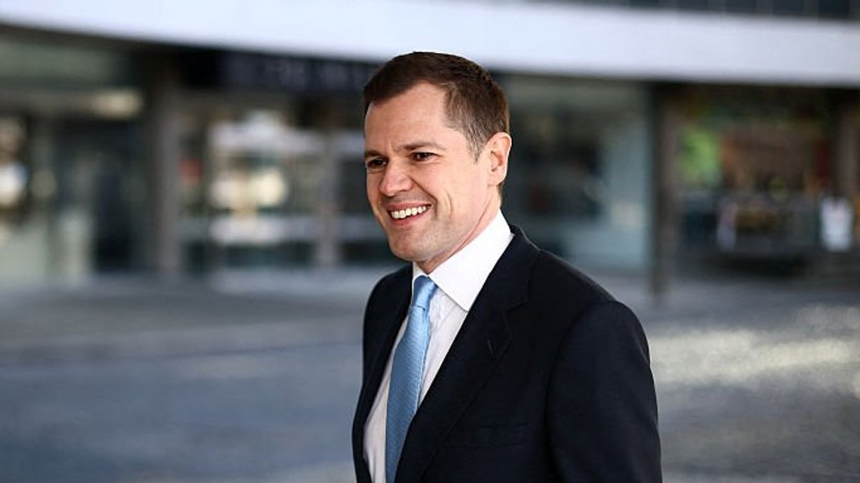 Politics LIVE: Robert Jenrick drops major hint about Reform’s mysterious Labour defector just days ahead of move