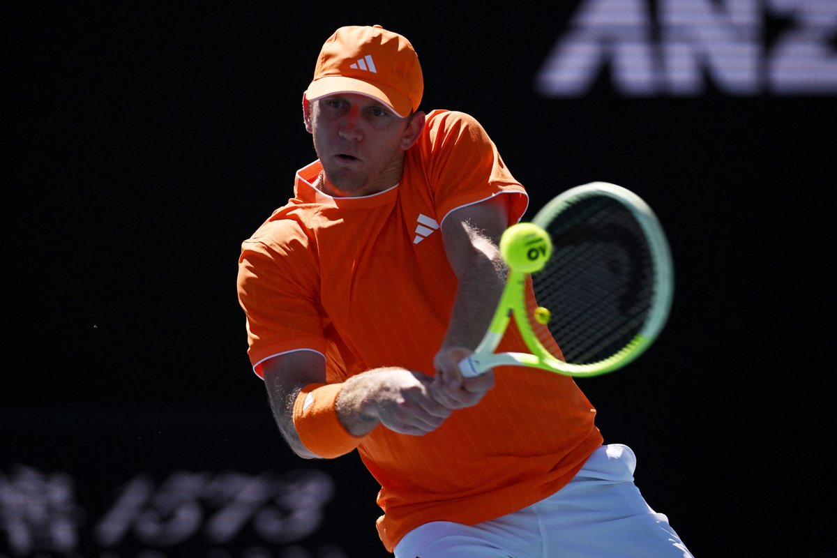 Tennis star blasts 'four ignorant drunks' in Australian Open crowd after making third round