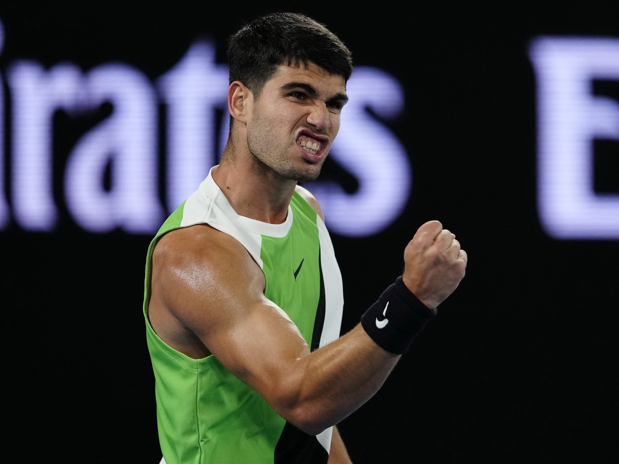 Carlos Alcaraz makes Roger Federer revelation after booking place in third round of Australian Open