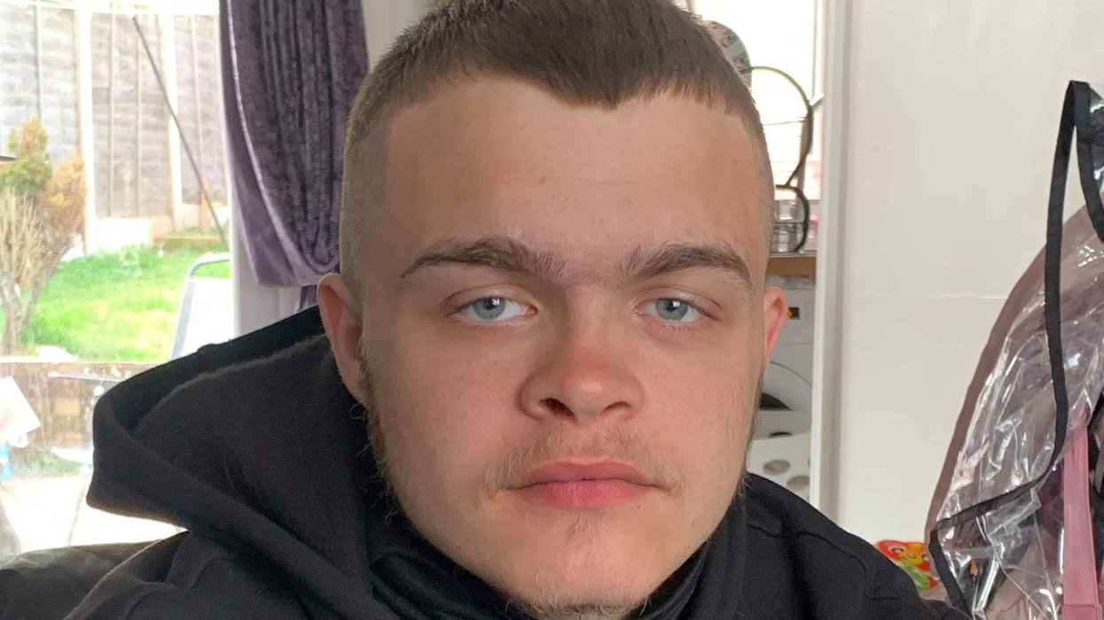 King awards posthumous Commendations for Bravery to two men who lost their lives attempting to save others