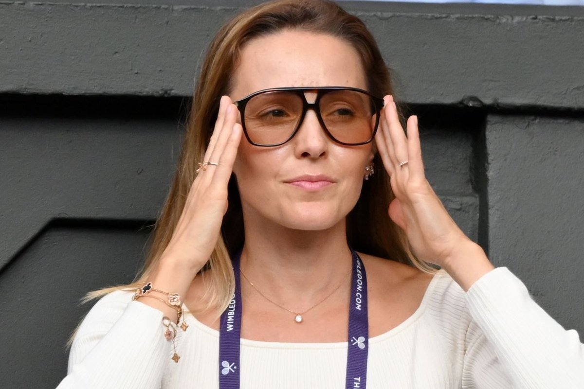 Novak Djokovic's wife blasts 'disrespectful' antics of Australian Open star after handshake incident