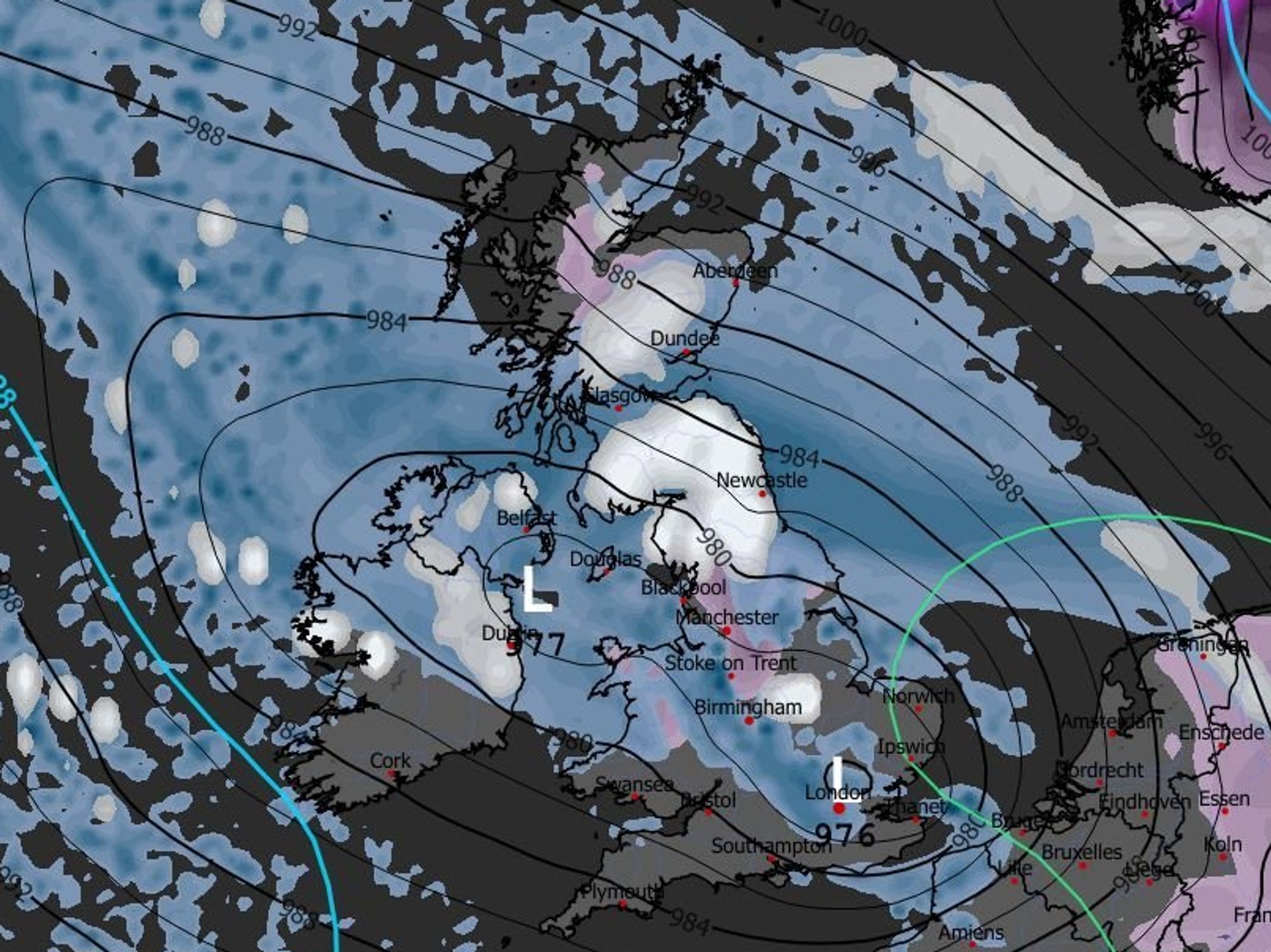 UK weather: Storm Ingrid threatens to trigger snow frenzy as temperatures plunge to -10C