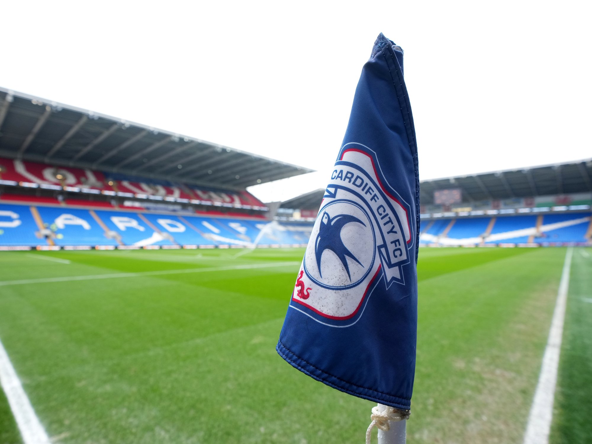 EFL clash delayed for 12 minutes after horrific injury with player given oxygen on the pitch