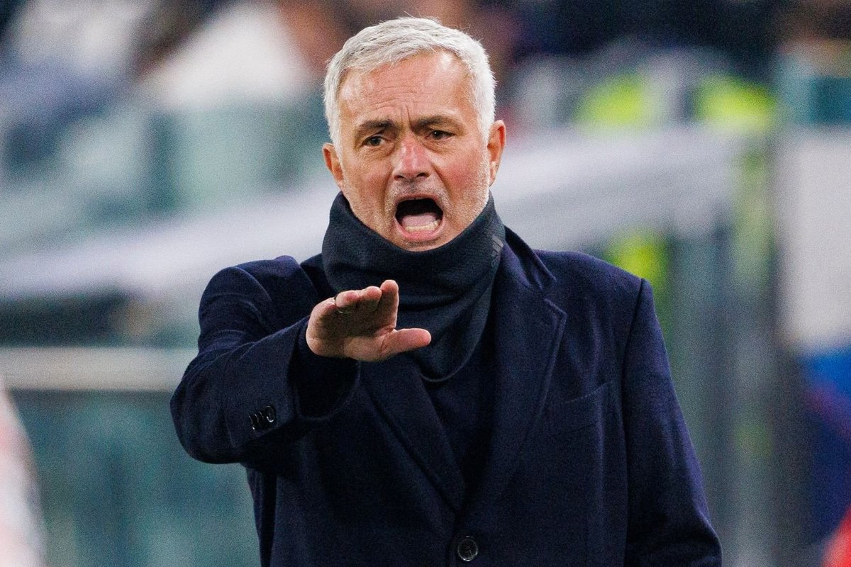 Jose Mourinho caught up in chaos as fans storm Benfica's training centre amid rising anger over bad results