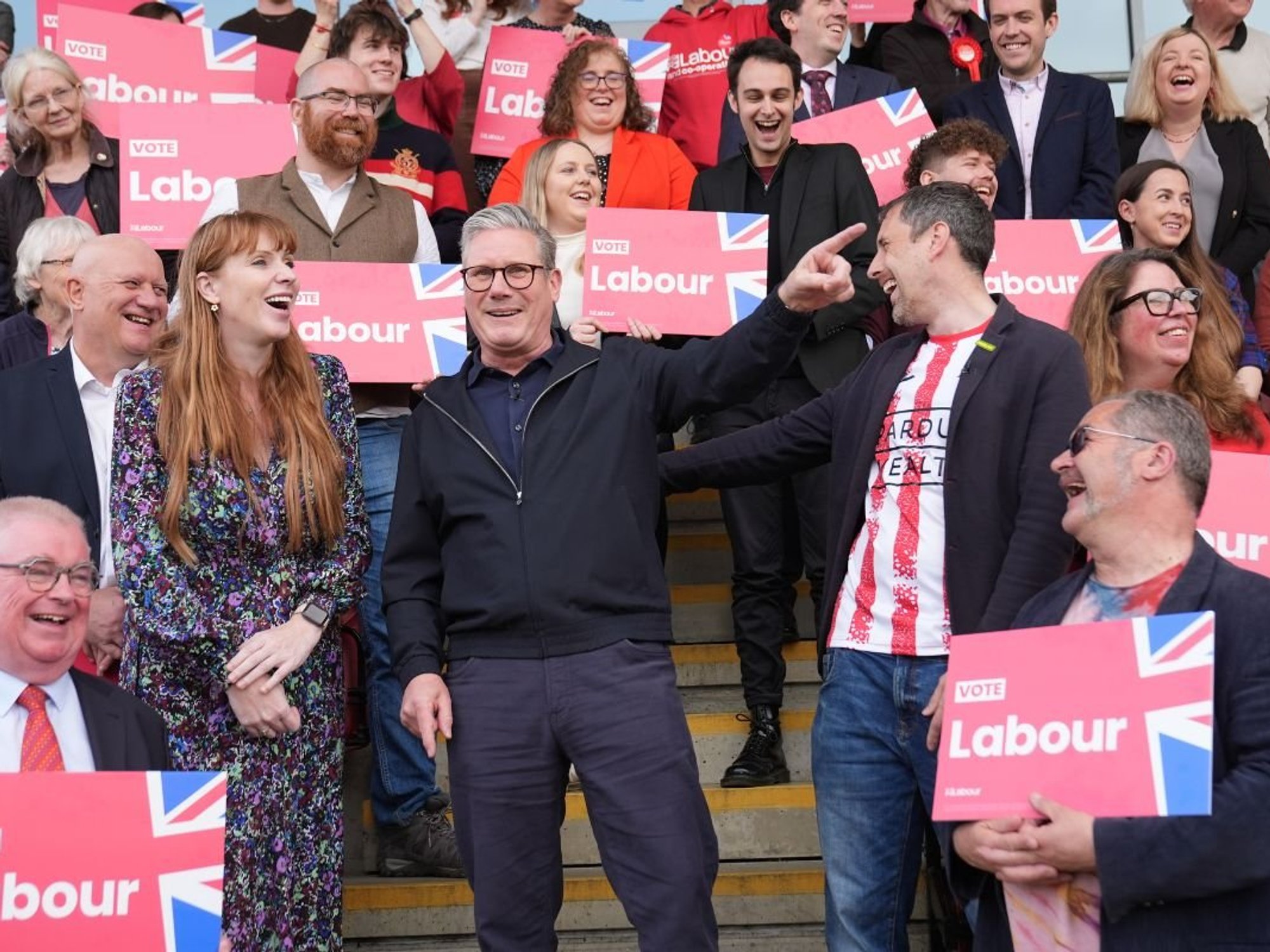 Politics LIVE: Labour activists demand Keir Starmer 'reverses' Andy Burnham ban as anger mounts on PM
