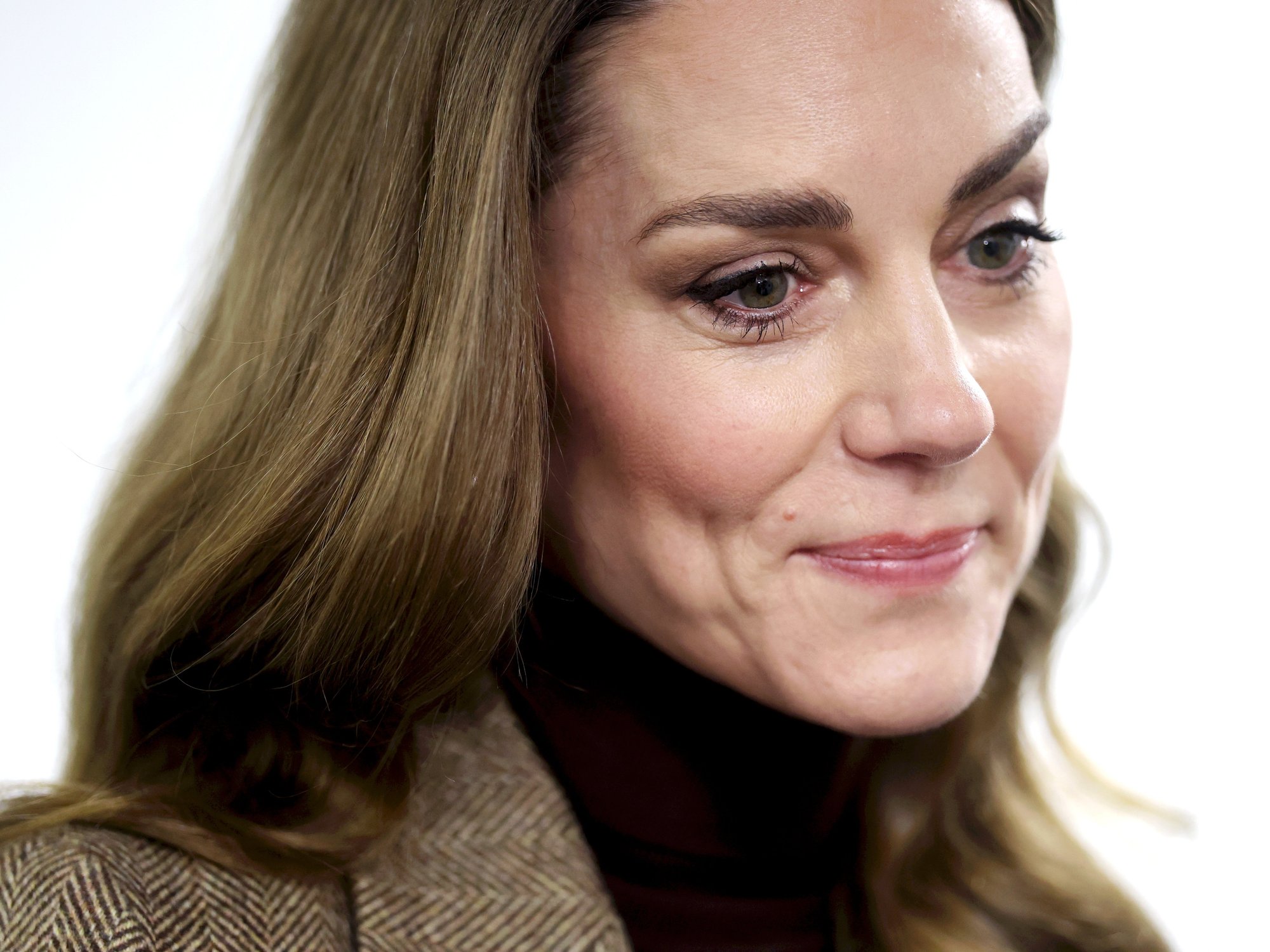 Princess of Wales meets with trauma therapists who treat young children during emotional royal engagement