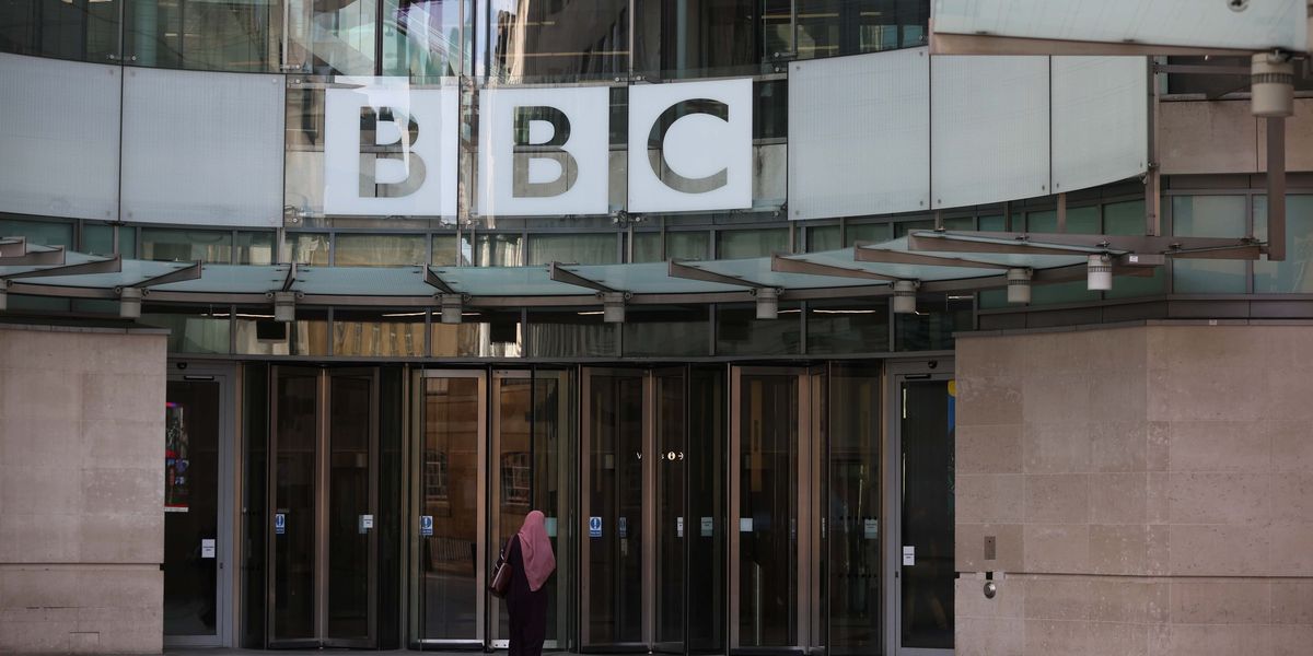 BBC forced to apologise after ‘incorrectly’ omitting Jews in Holocaust Memorial Day report BBC forced to apologise after ‘incorrectly’ omitting Jews in Holocaust Memorial Day report