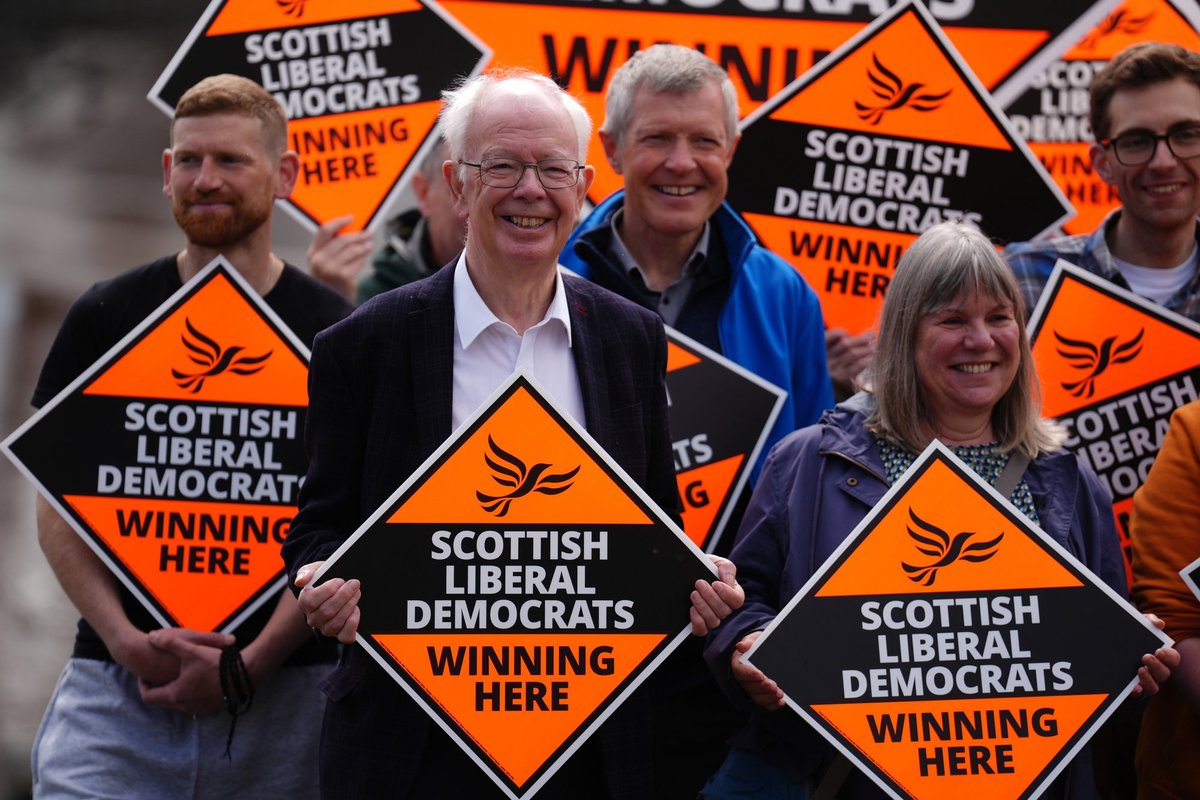 Ex-Deputy FM and Scottish Liberal Democrat leader dies after complications from surgery