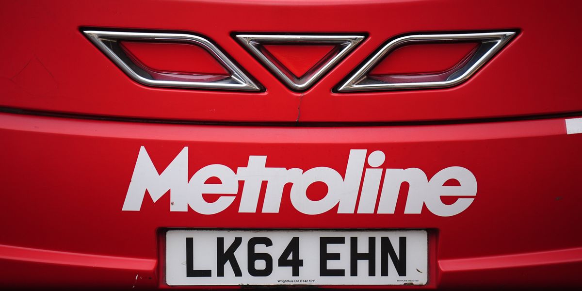 London bus driver sacked after he chased down thief who stole passenger’s necklace London bus driver sacked after he chased down thief who stole passenger’s necklace