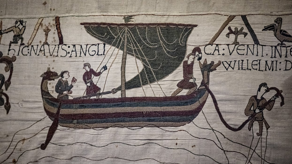 Bayeux Tapestry's deal at risk of collapse over crater-like potholes