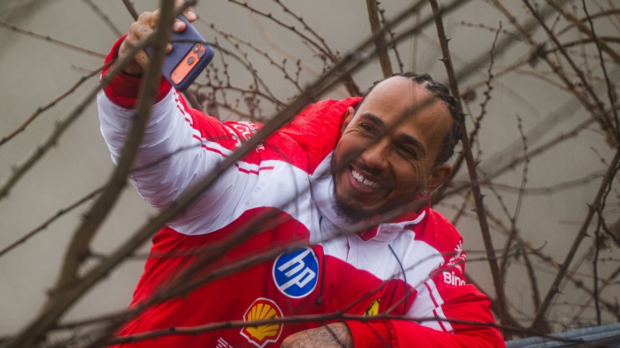 Lewis Hamilton fires warning to Ferrari despite impressive performance in Barcelona pre-season testing