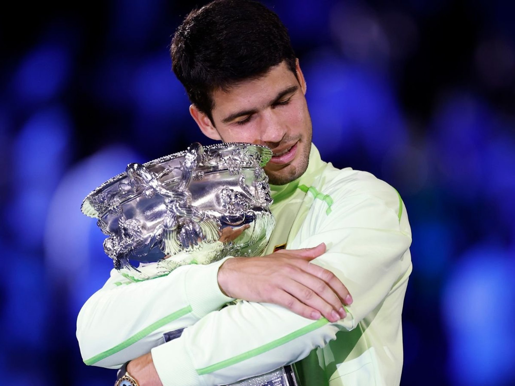 Carlos Alcaraz smashes 88-year tennis record as Novak Djokovic beaten in Australian Open final