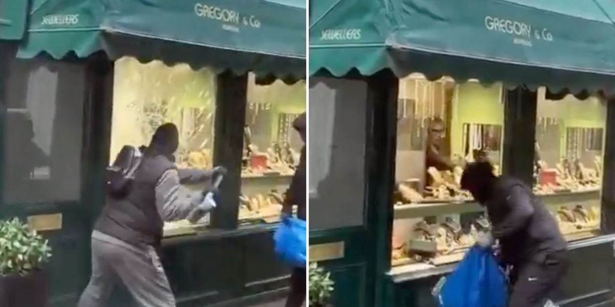 Shocking moment thugs hammer into London jewellery store in broad daylight Shocking moment thugs hammer into London jewellery store in broad daylight