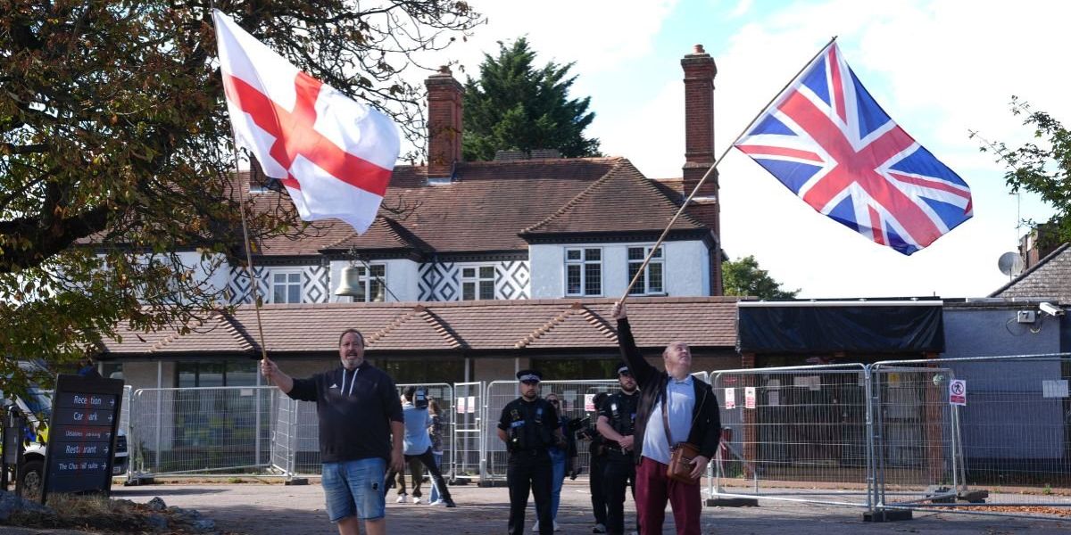 Migrant crisis: The full list of areas open to putting asylum seekers in new council houses Migrant crisis: The full list of areas open to putting asylum seekers in new council houses