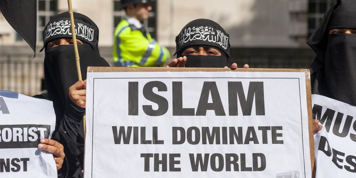 Home Office ‘tried to silence’ adviser who raised alarm over growing threat to Britain Home Office ‘tried to silence’ adviser who raised alarm over growing threat to Britain