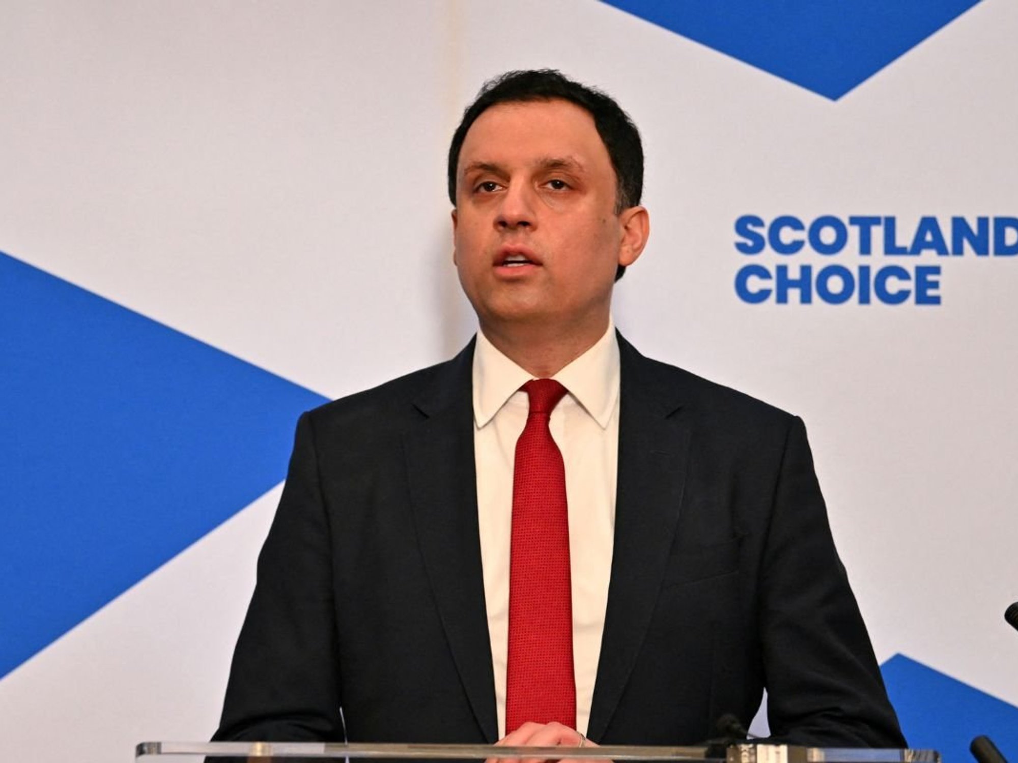 Politics LIVE: Anas Sarwar calls for Keir Starmer's resignation in damning assessment of PM