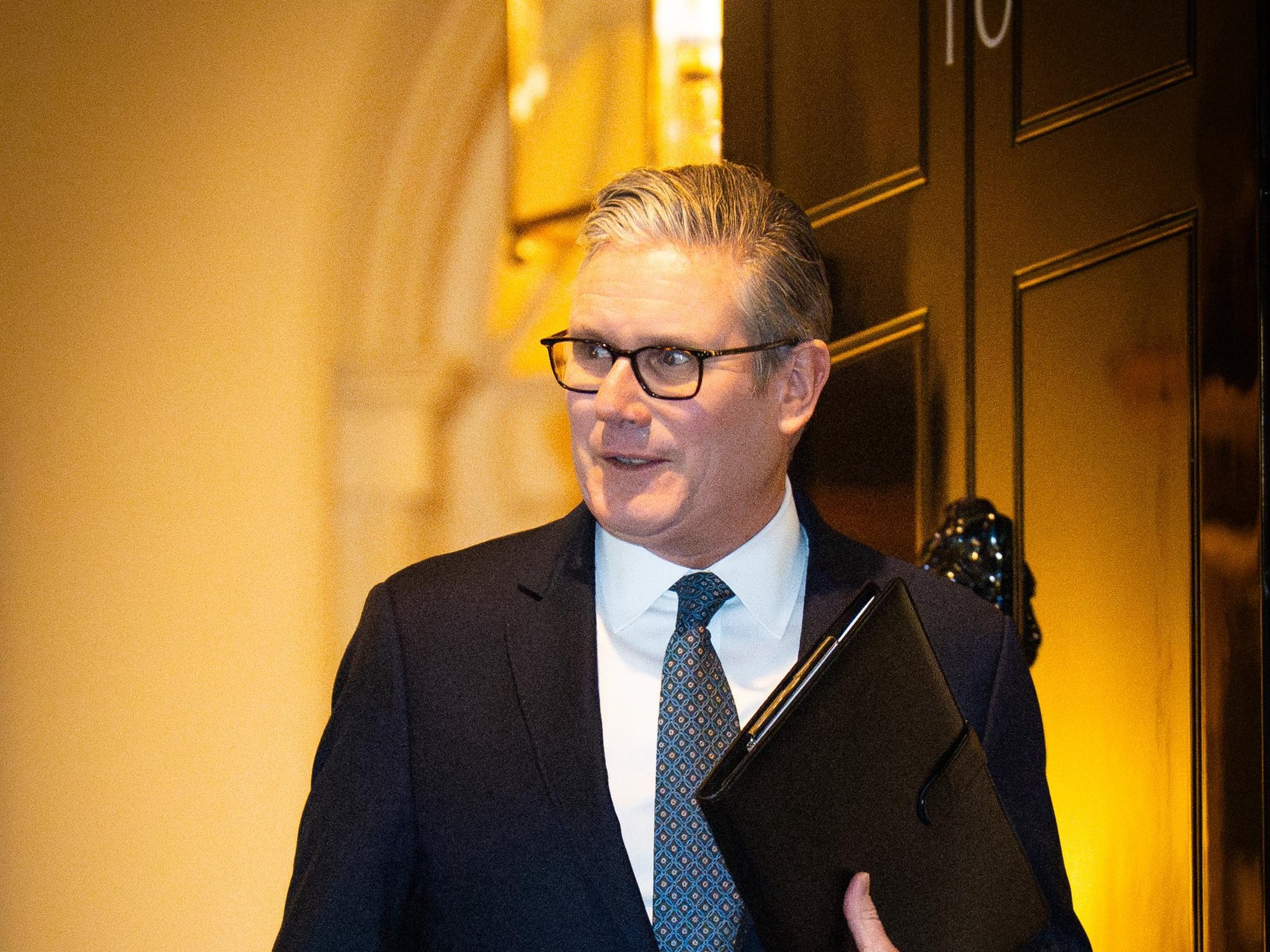 Keir Starmer tells MPs ‘I’ve won every fight I’ve been in’ as he clings to job