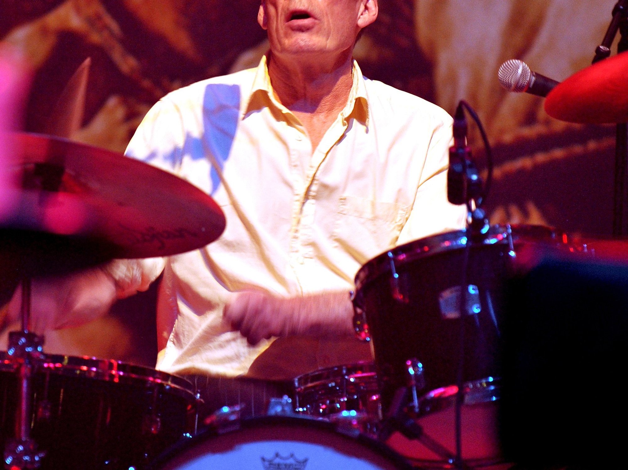 The Pogues drummer Andrew Ranken dies aged 72 as band pay tribute to ‘heartbeat’ of group