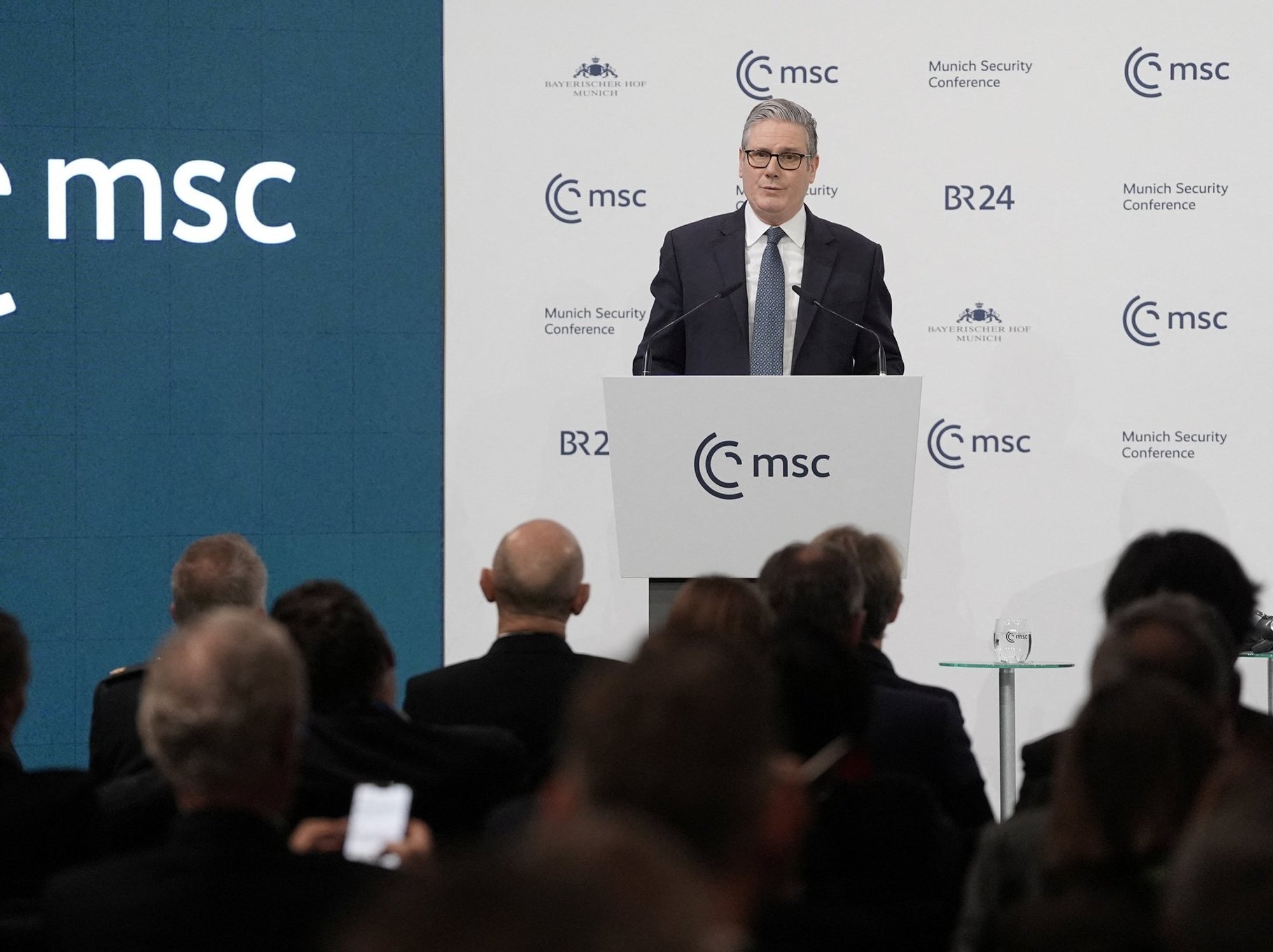 'Lamps would go out in Europe' under Nigel Farage, Keir Starmer tells world leaders