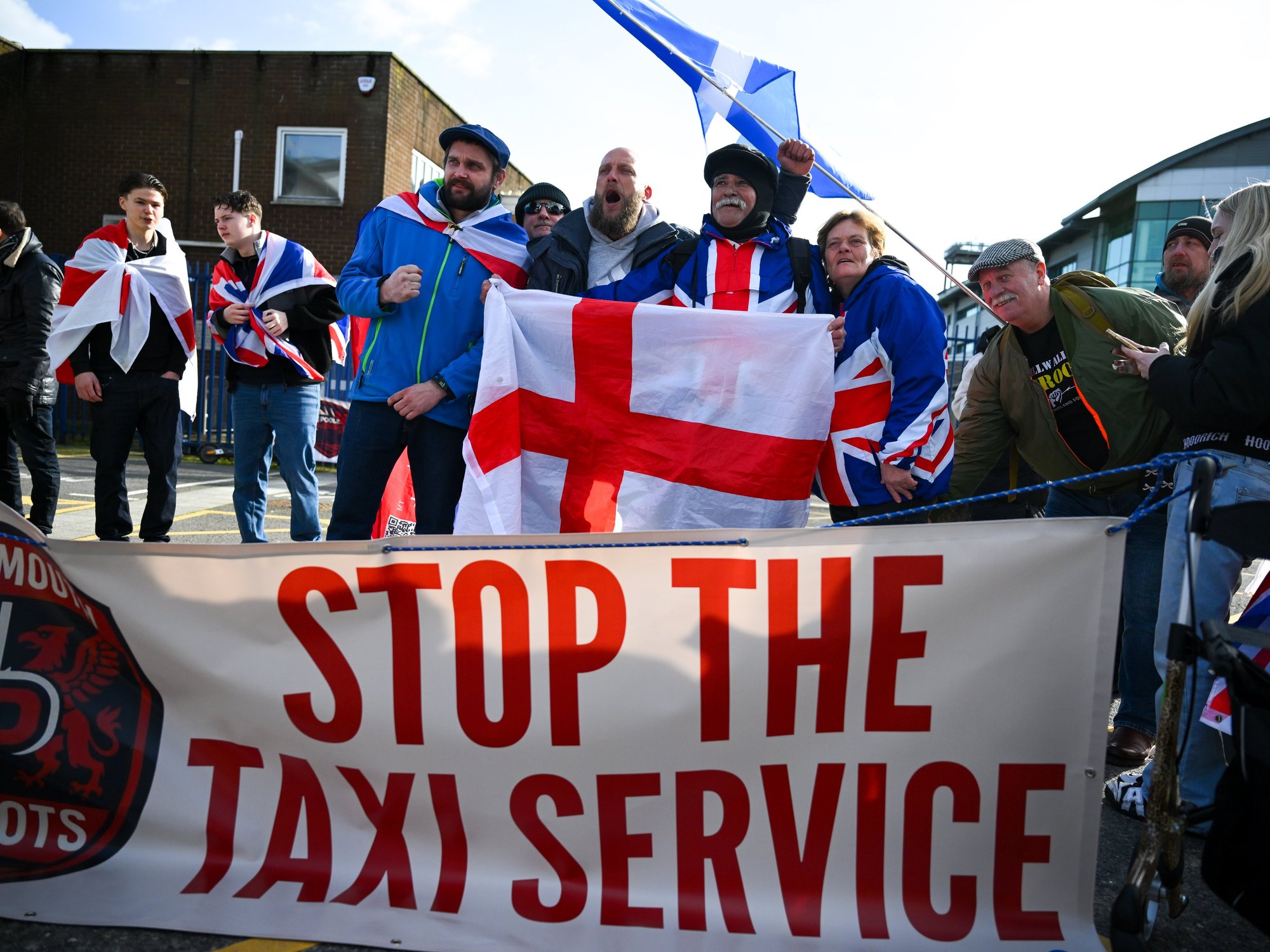 RNLI's £200 fundraiser plea sparks protest over fears money will fund 'taxi service' for small bo...