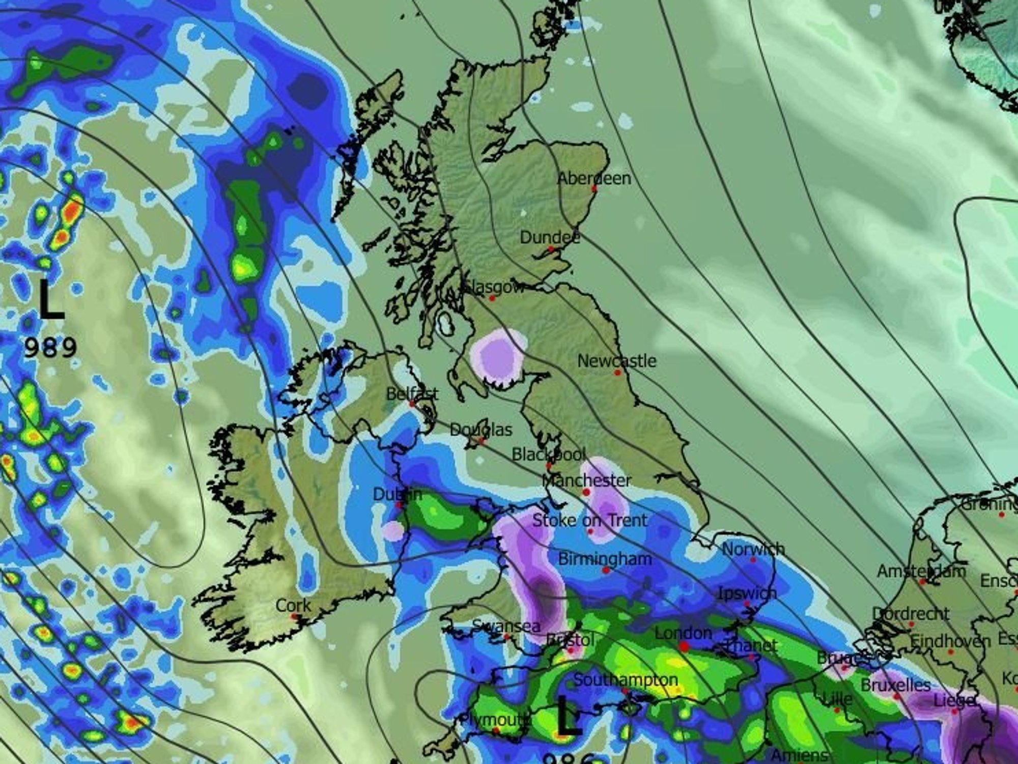 UK weather: Millions brace for 48-hour 'deep storm downpours' despite sunshine spots emerging
