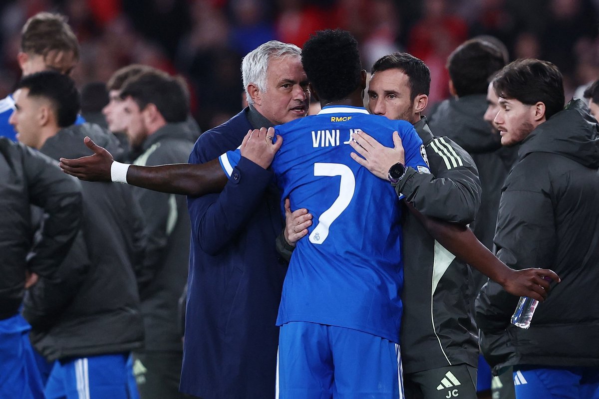 Football pundits rally against Jose Mourinho after Benfica and Real Madrid racism controversy