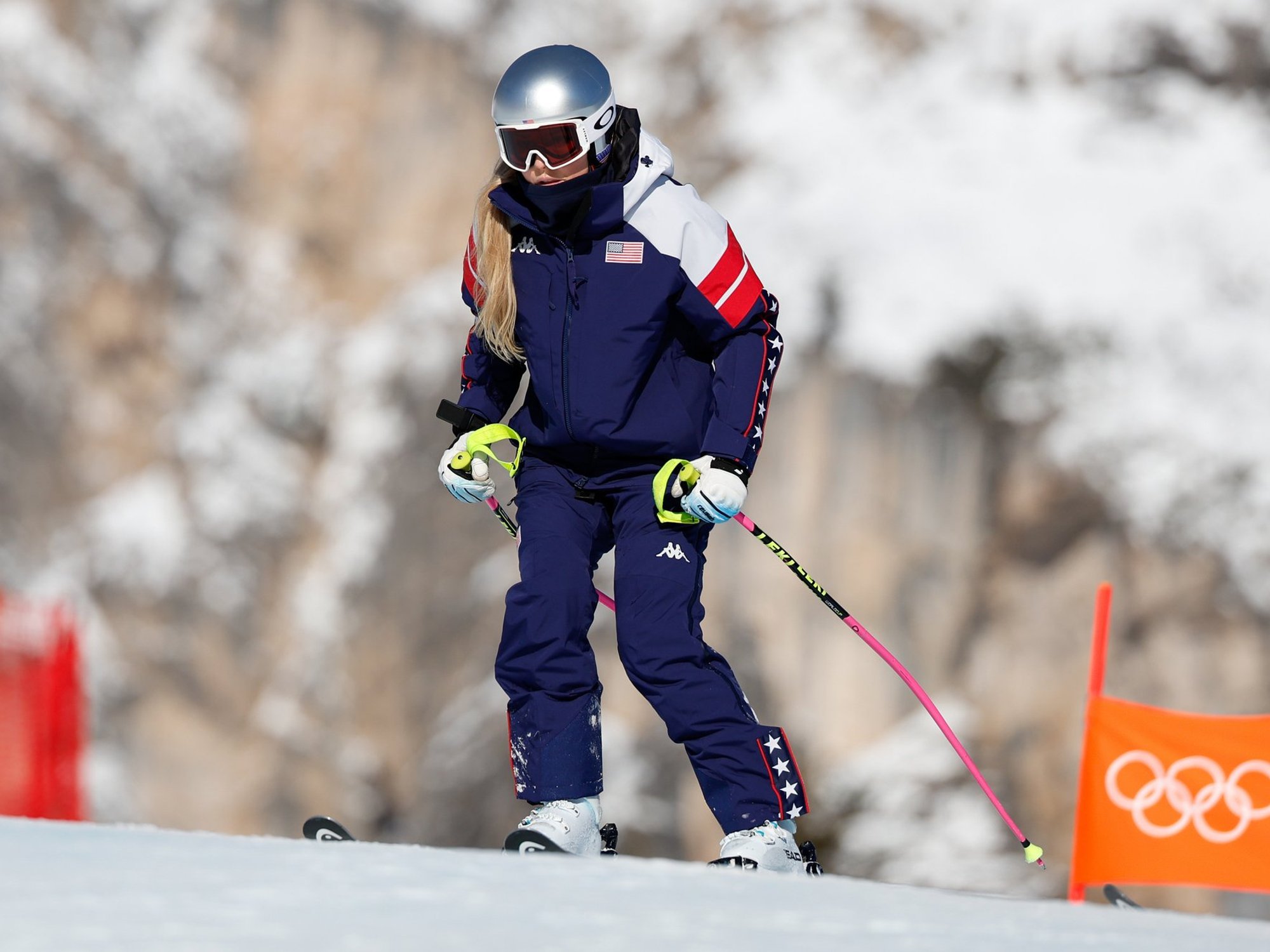 Lindsey Vonn suffers heartbreaking family tragedy just days after Winter Olympics crash