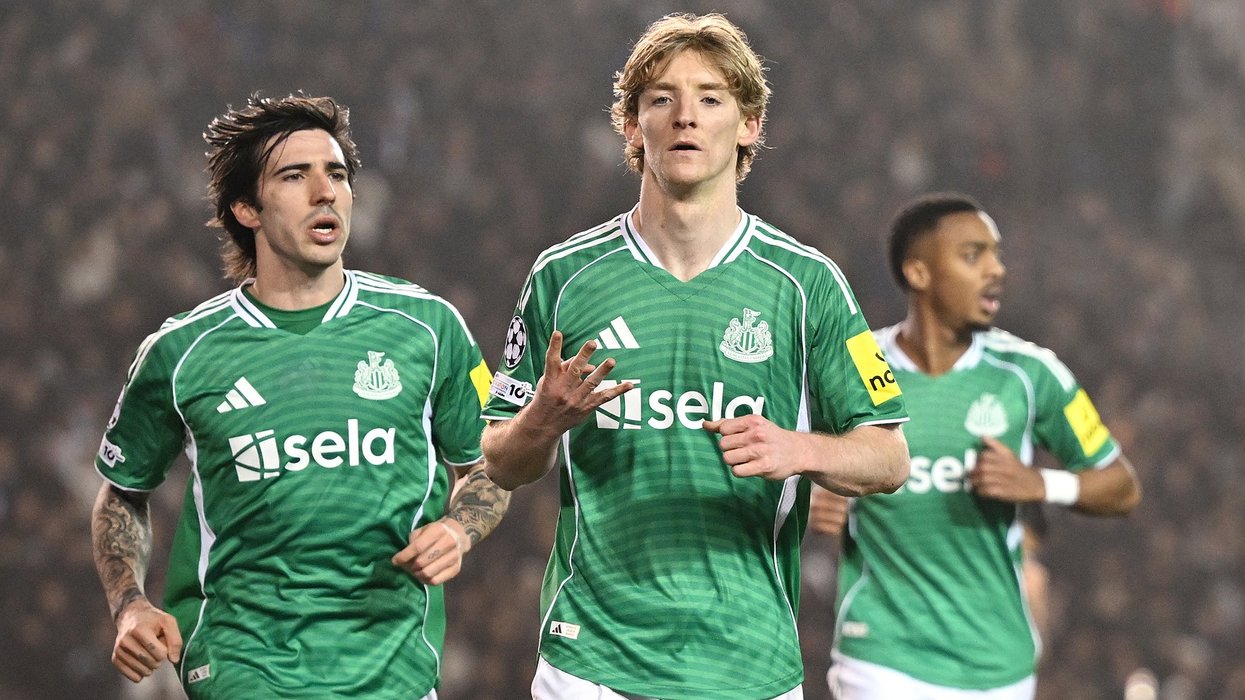 Anthony Gordon breaks Alan Shearer record as Newcastle put Qarabag to the sword