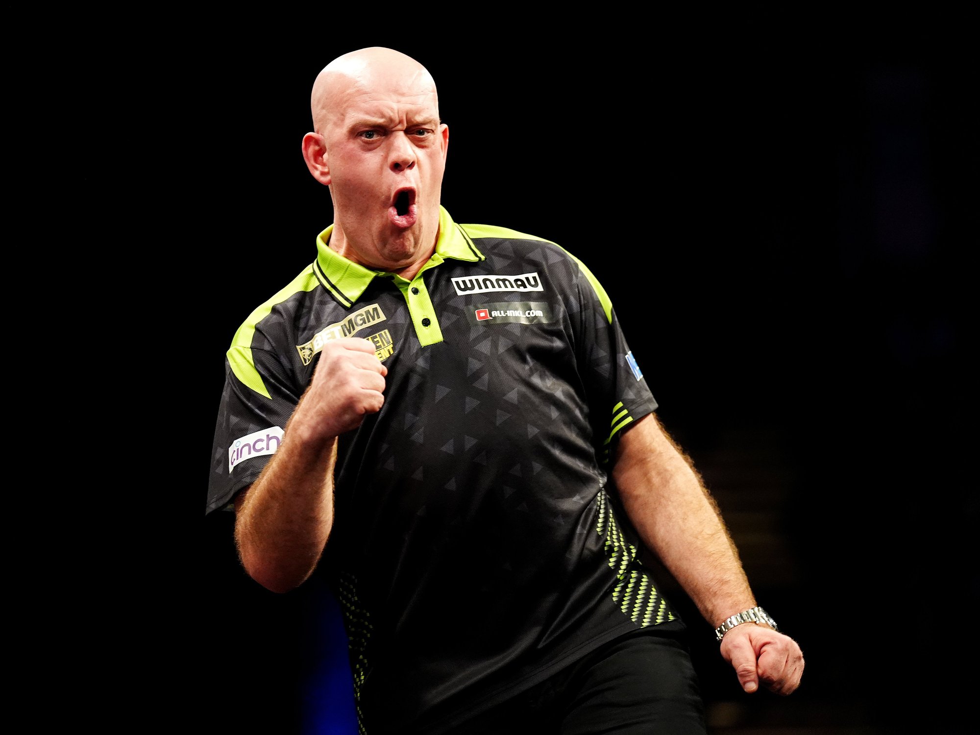 Michael van Gerwen health statement released as darts star pulls out of Premier League night three