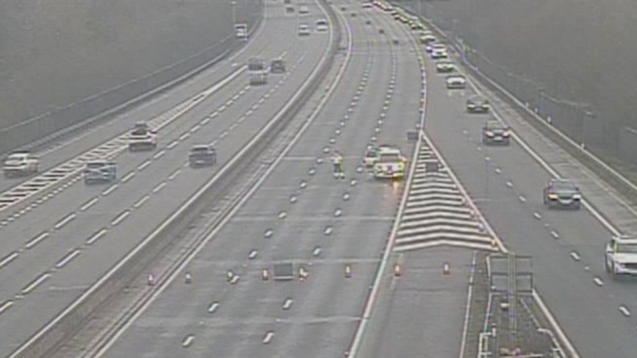 M3 traffic: Major motorway to 'remain closed' for hours amid 'police-led incident'