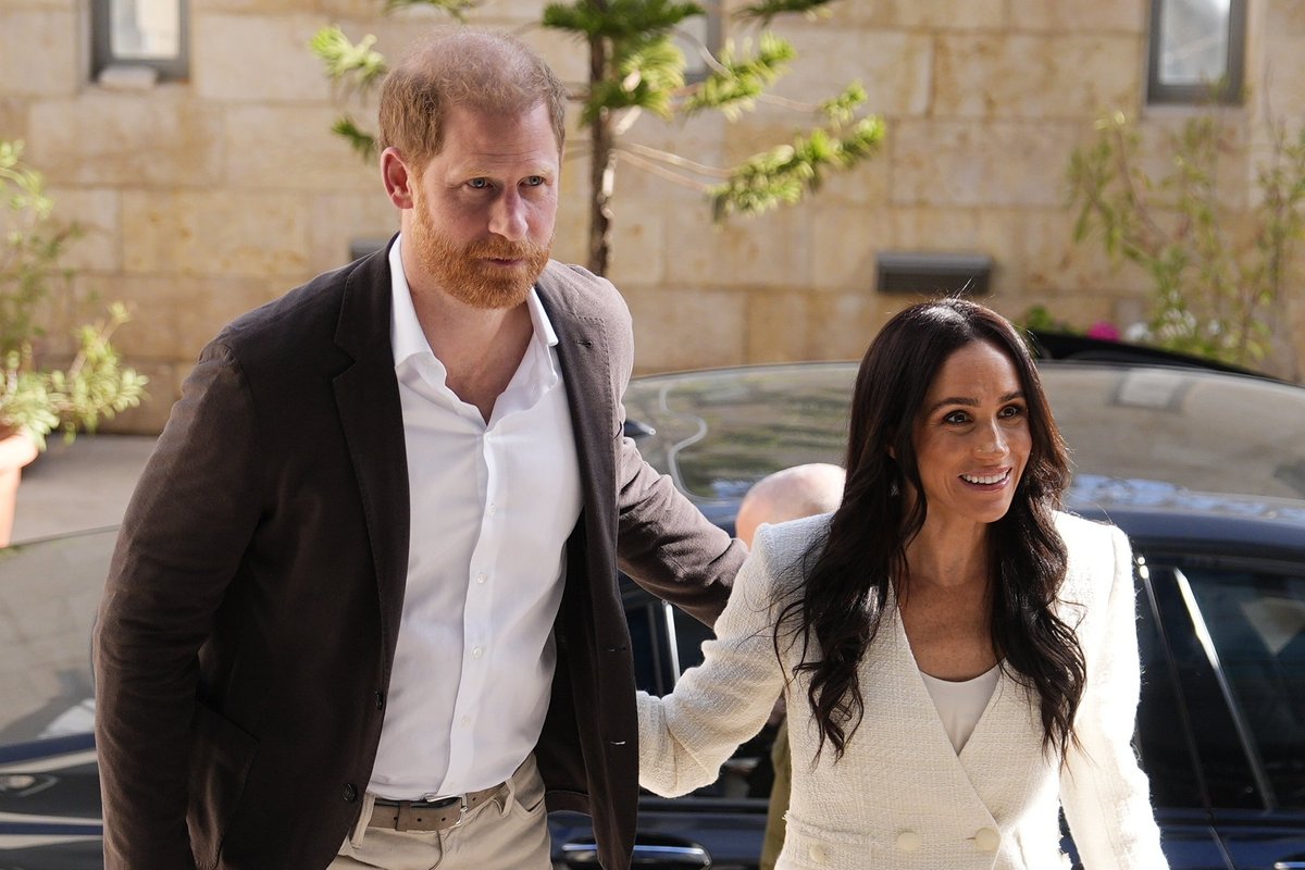 Meghan Markle and Prince Harry will not meet with royals during trip overseas