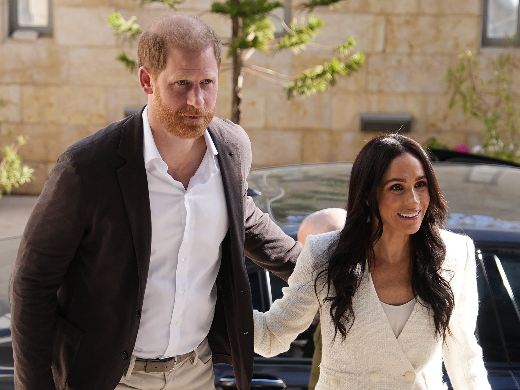 Meghan Markle and Prince Harry will not meet with royals during trip overseas