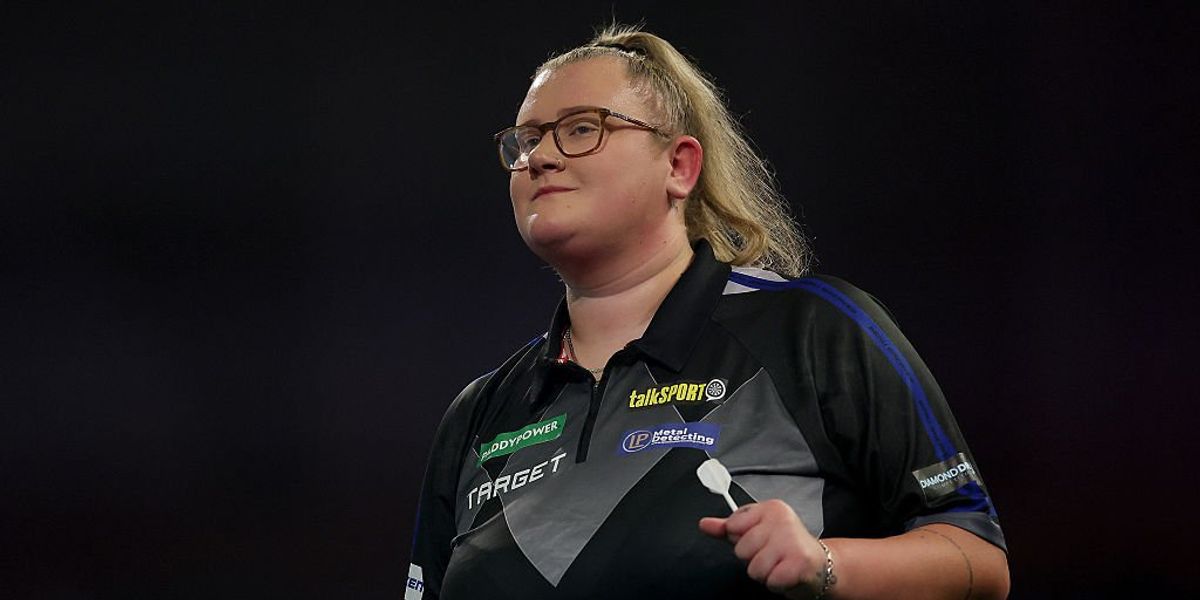 Beau Greaves makes history after becoming first woman to hit nine-darter on PDC Pro Tour Beau Greaves makes history after becoming first woman to hit nine-darter on PDC Pro Tour