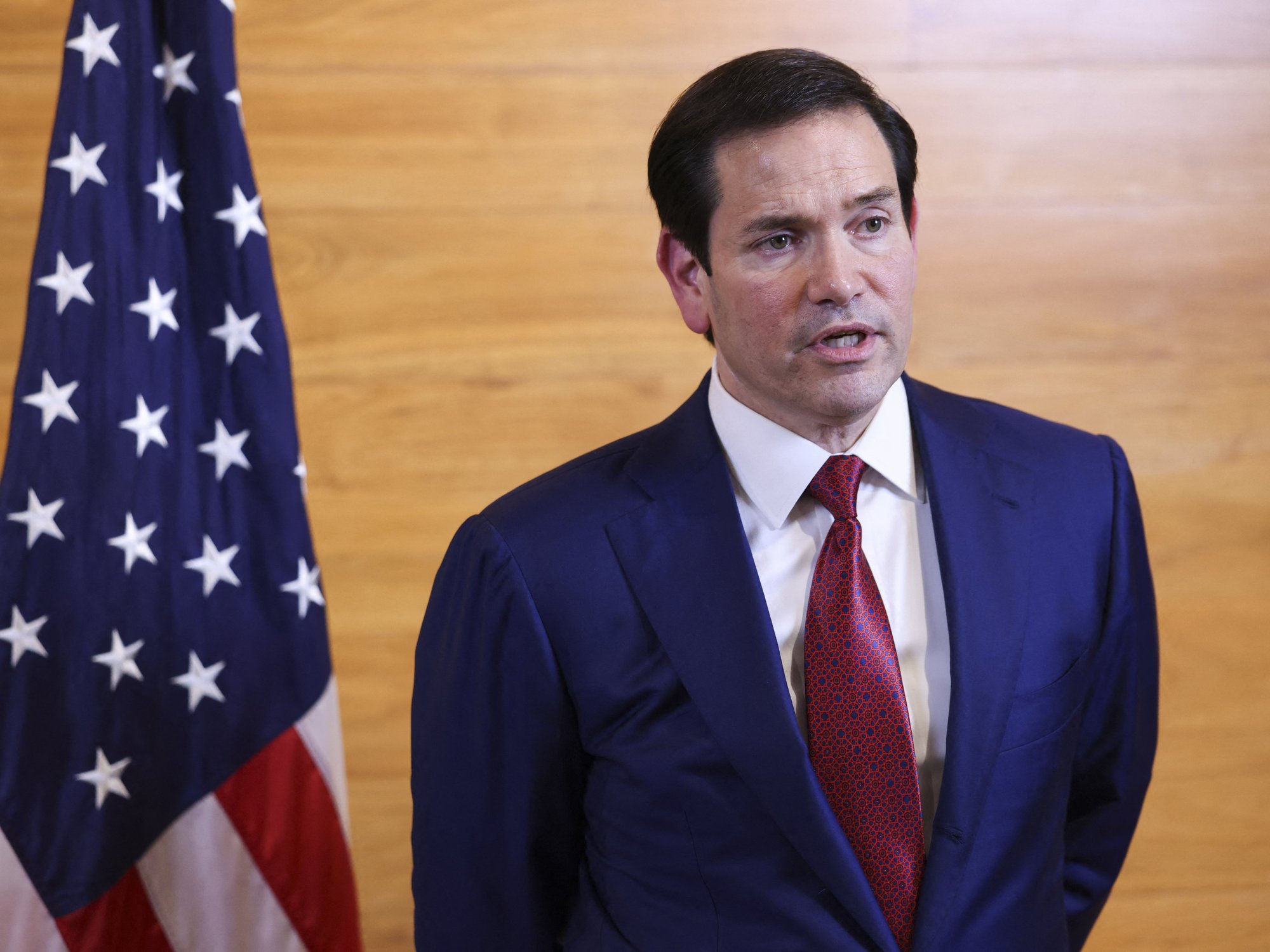 Four dead and six hurt after Cuban troops open fire at American speedboat