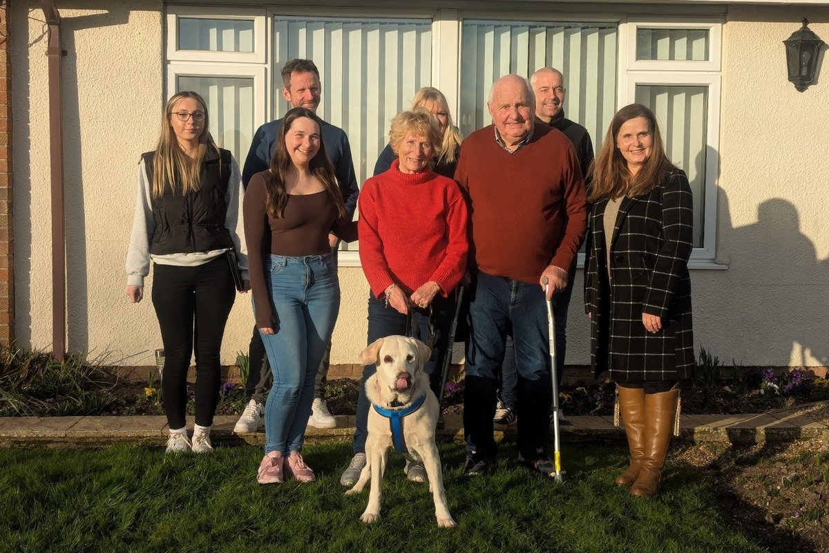 Stolen dog missing for EIGHT YEARS reunited with her family who never gave up hope