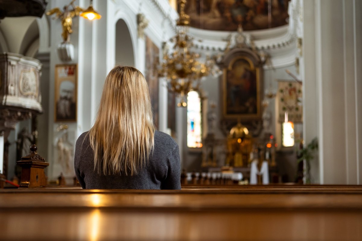 Young people lead resurgence in Christmas carol services across UK churches