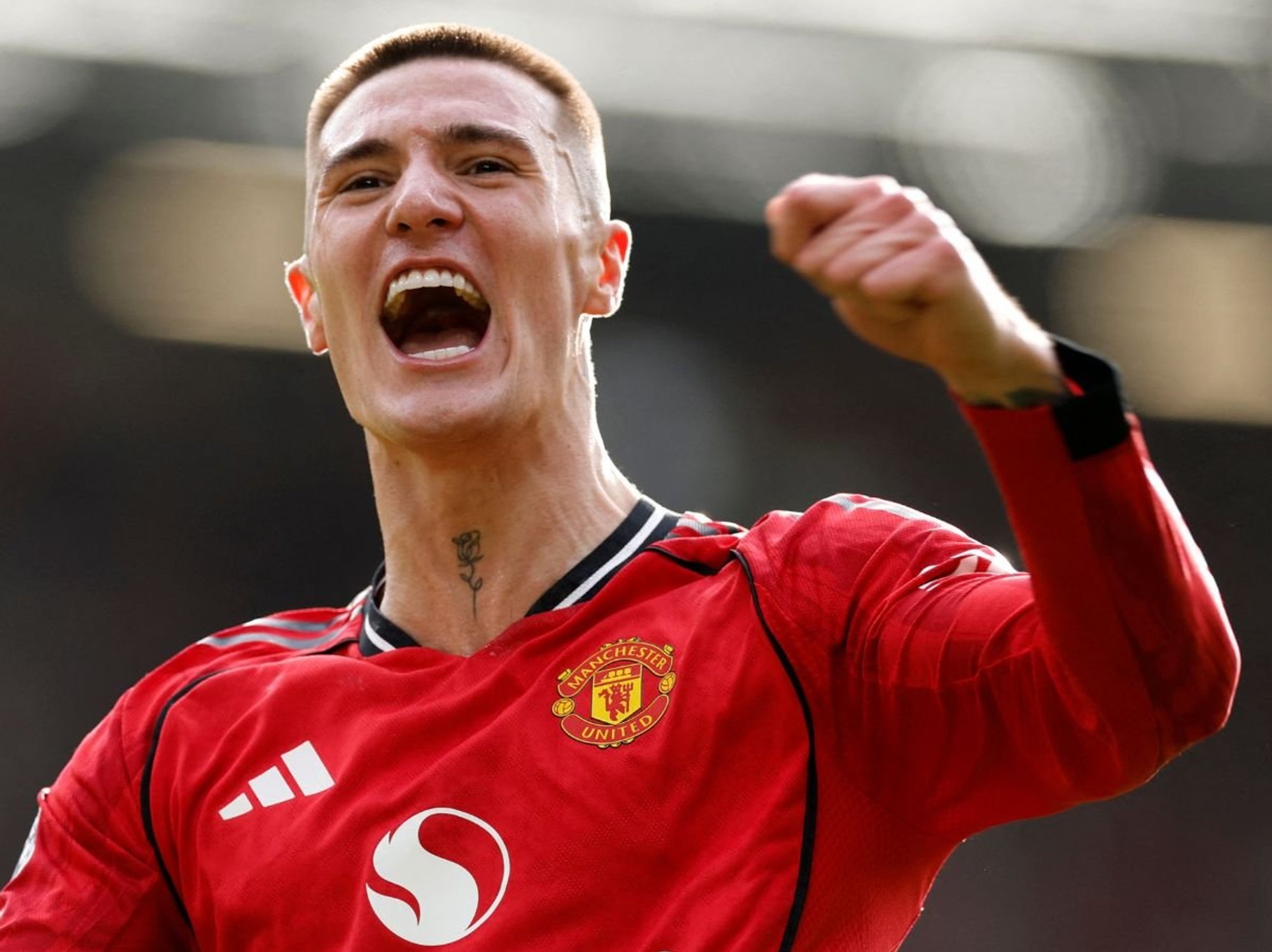 Sky Sports pundit issues apology to Man Utd star after sparking strong backlash