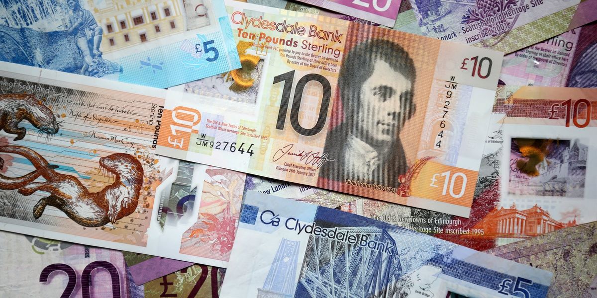 Shoppers urged to be ‘vigilant’ of £50 Scottish banknotes as police issue warning after discovery at popular retail park Shoppers urged to be ‘vigilant’ of £50 Scottish banknotes as police issue warning after discovery at popular retail park