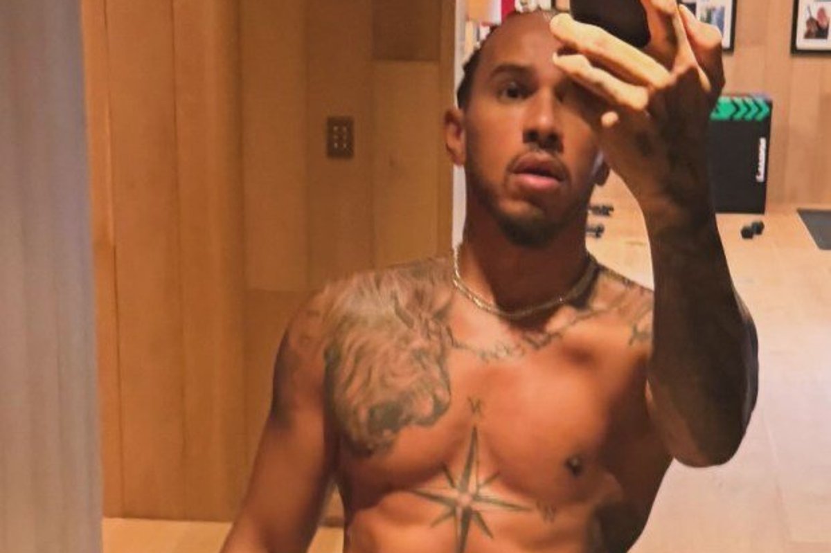 Lewis Hamilton shows off ripped physique just days before Australian Grand Prix
