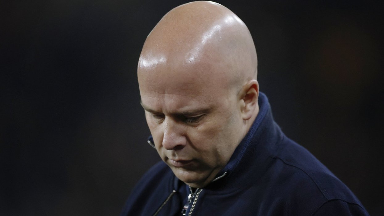 Arne Slot 'will be sacked' if Liverpool don't land certain goal amid horror Premier League title defence