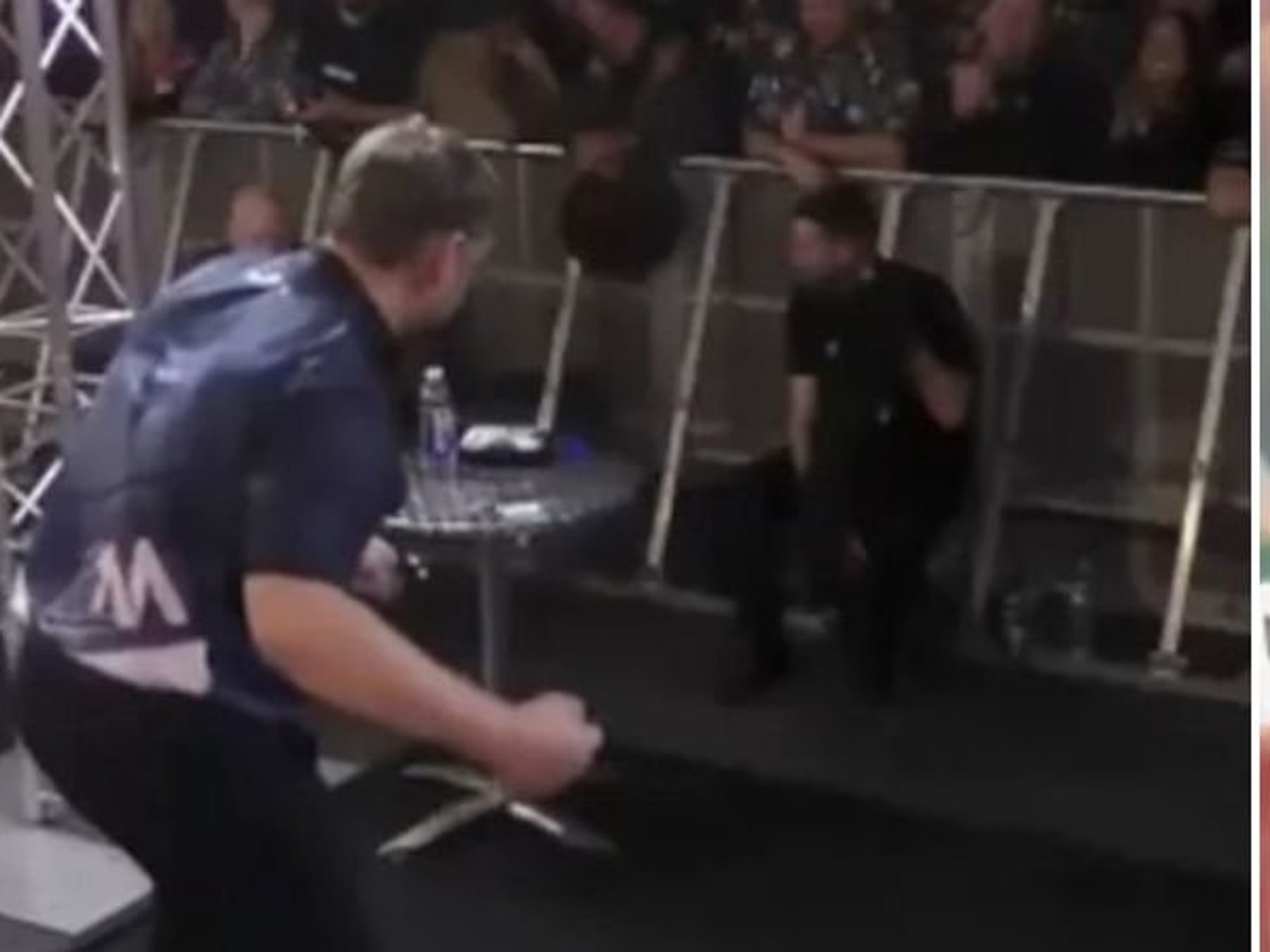 Cameron Menzies leaves UK Open crowd in hysterics after 'punching table' again during Peter Wright clash